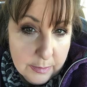 Meet your Posher, Deborah